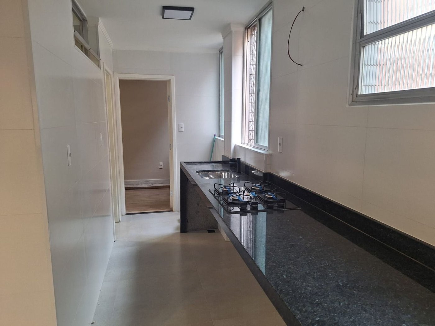 Apartamento Prédio Frente Mar em Santos | 3 Dormitórios à Venda