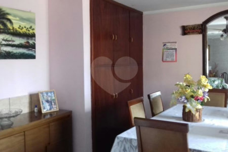 Sobrado à venda com 3 quartos em Vila Maria Alta, São Paulo, SP