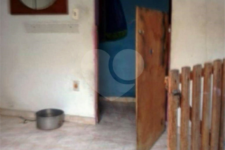 Sobrado à venda com 4 quartos, sendo 1 suíte,  em Tremembé, São Paulo, SP