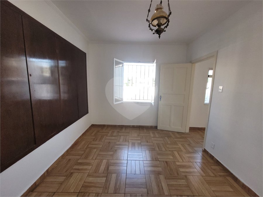 Casa à venda com 3 quartos em Parque da Lapa, São Paulo, SP