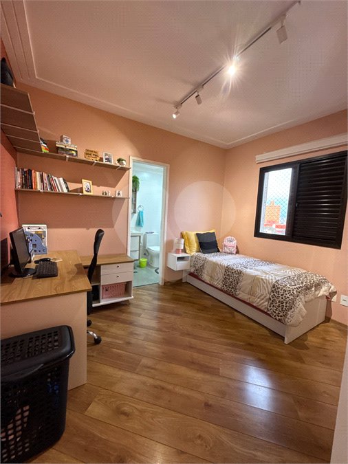 Apartamento à venda com 3 quartos, sendo 1 suíte,  em Jardim do Mar, São Bernardo do Campo, SP
