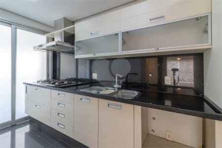 Apartamento à venda com 2 suítes em Pinheiros, São Paulo, SP