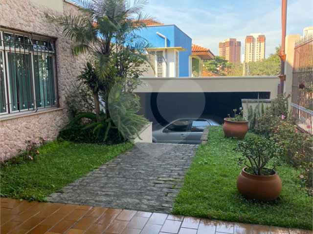 Casa à venda com 3 quartos, sendo 1 suíte,  em Santo Amaro, São Paulo, SP