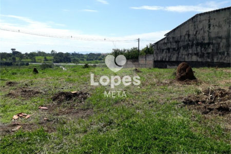 Terreno à venda em Piracangaguá, Taubaté, SP