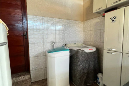 Sobrado à venda com 4 quartos, sendo 2 suítes,  em Nova Cerejeira, Atibaia, SP
