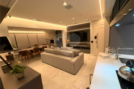 Apartamento à venda com 3 quartos, sendo 1 suíte,  em Granja Julieta, São Paulo, SP