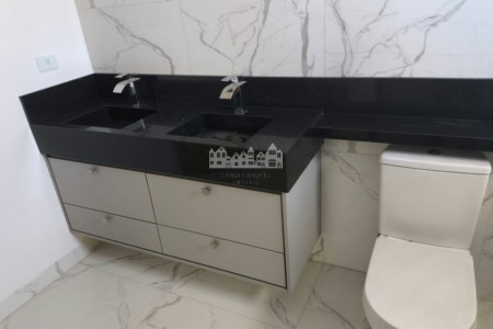 Casa à venda com 4 suítes no condomínio Shambala 2, Atibaia - SP