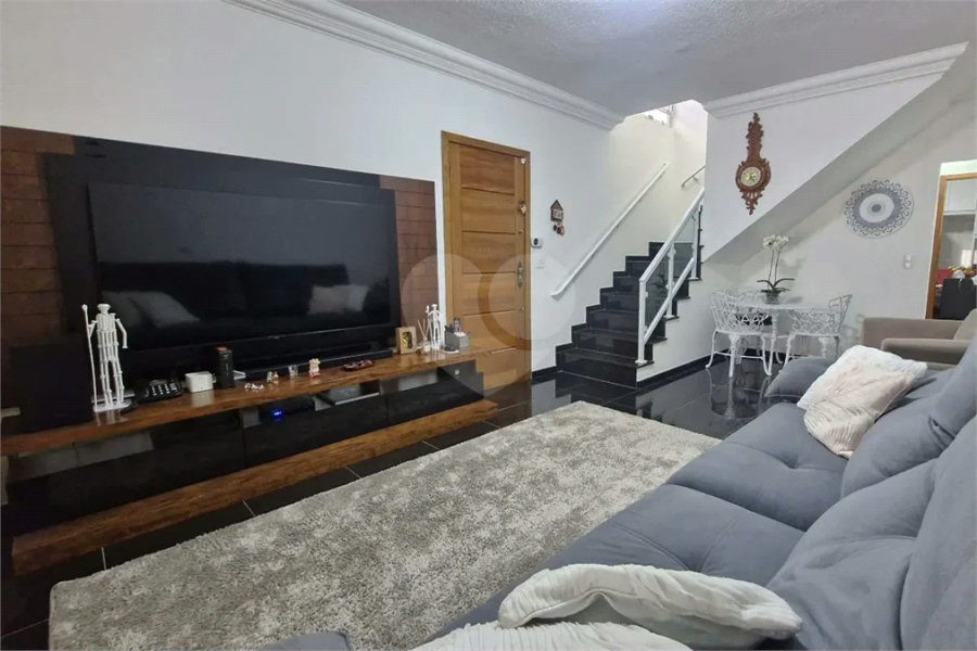 Sobrado à venda com 3 quartos, sendo 1 suíte,  em Tremembé, São Paulo, SP
