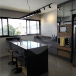 Casa à venda ou para alugar com 4 suítes no condomínio Figueira Garden, Atibaia - SP