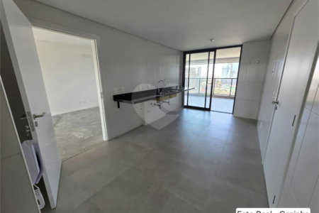 Apartamento à venda com 4 suítes em Jardim Morumbi, São Paulo, SP