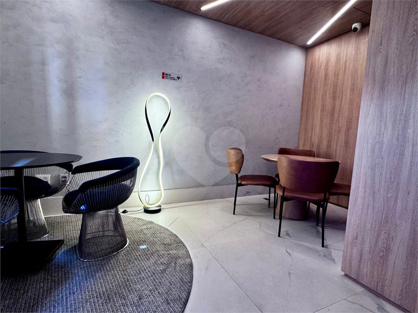 Apartamento à venda com 2 suítes em Brooklin, São Paulo, SP