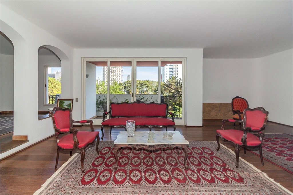 Apartamento à venda com 4 quartos, sendo 3 suítes, em Vila Andrade, São Paulo, SP