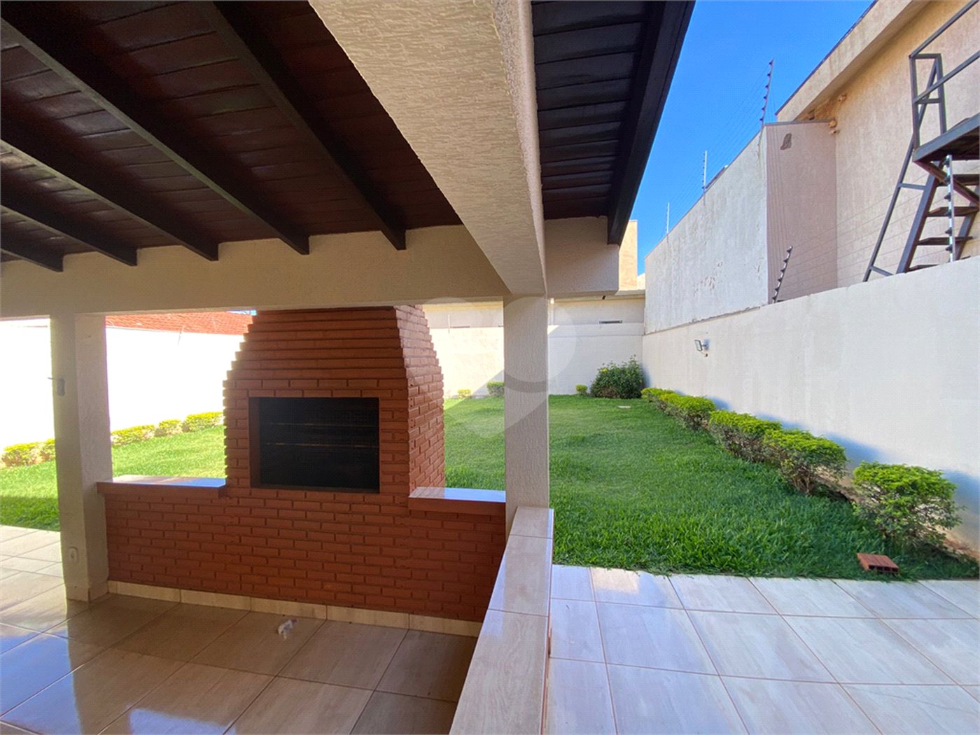 Casa à venda com 2 quartos, sendo 1 suíte, em Vila Renô, Ponta Porã, MS