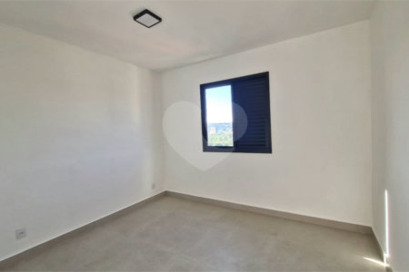 Apartamento à venda com 2 quartos, sendo 1 suíte, no Centro, Atibaia, SP