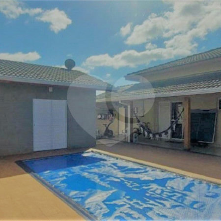 Casa à venda com 5 quartos, sendo 1 suíte, em Jardim Shangri-lá, Atibaia, SP