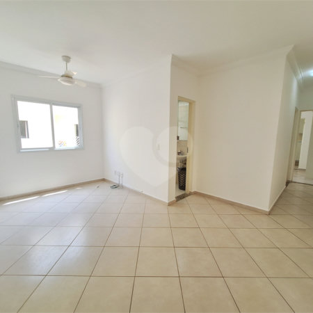 Apartamento à venda com 2 quartos, sendo 1 suíte, em Pinheirinho, Vinhedo, SP
