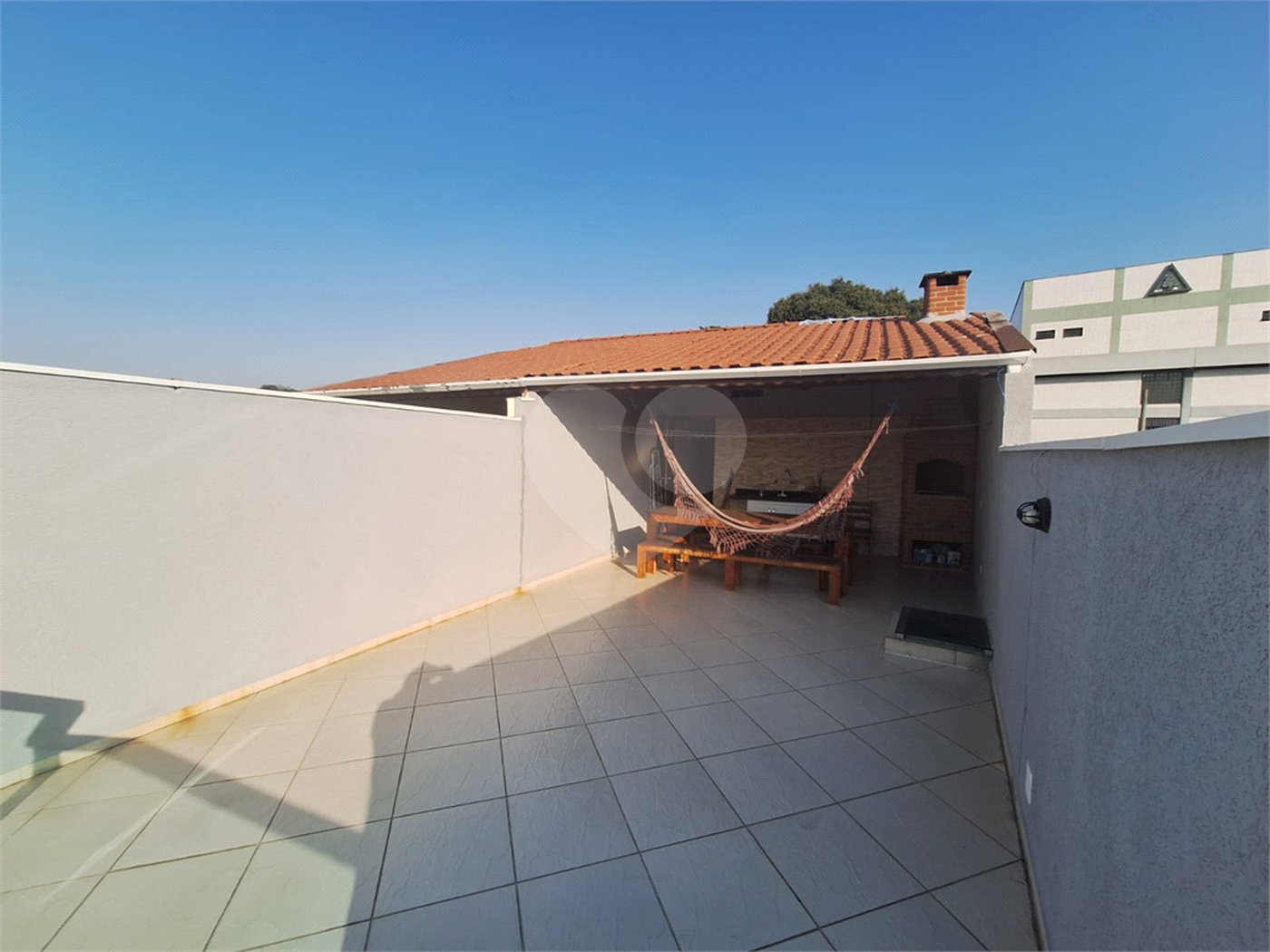 Sobrado à venda com 4 quartos, sendo 1 suíte,  em Vila São Geraldo, São Paulo, SP