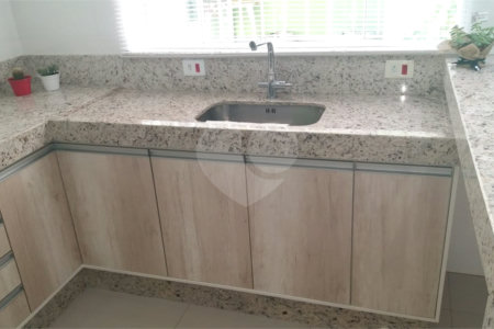 Casa à venda com 3 quartos, sendo 1 suíte, em Nova Cerejeira, Atibaia, SP
