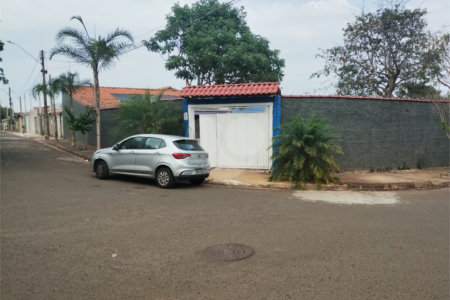 Casa à venda com 1 suíte em Jardim Victório Antônio de Santi II, Araraquara, SP
