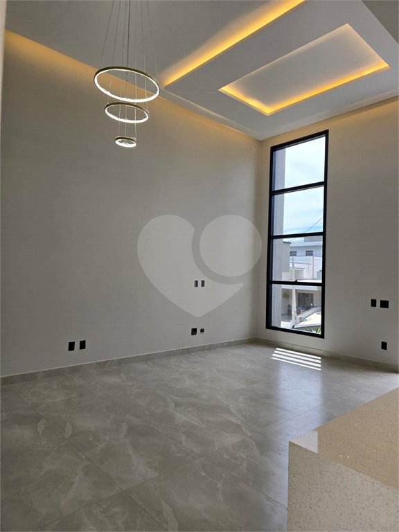 Casa à venda com 3 suítes no condomínio Residencial Milano, Indaiatuba - SP