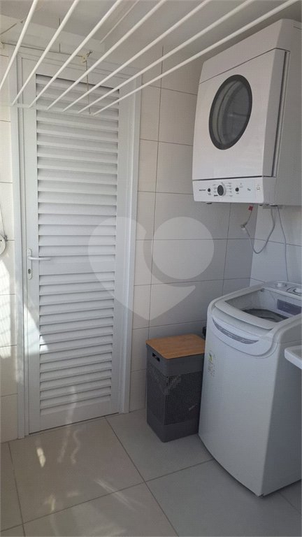Apartamento à venda com 2 suítes em Vila Scarpelli, Santo André, SP