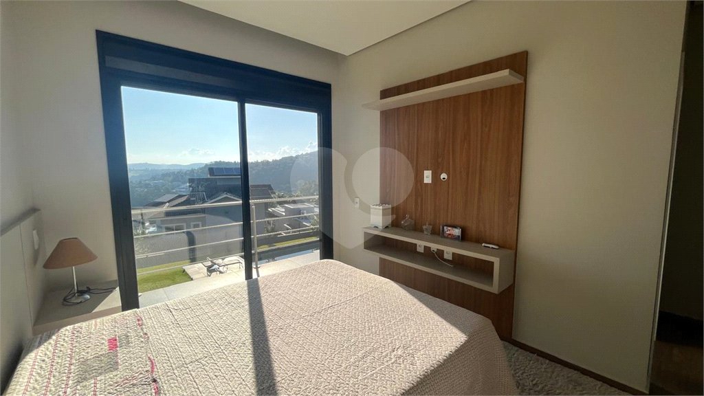 Casa à venda com 4 suítes no condomínio Porto Atibaia, Atibaia - SP