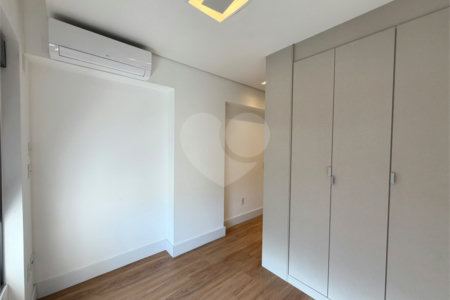 Apartamento à venda com 3 suítes em Chácara Santo Antônio (zona Sul), São Paulo, SP