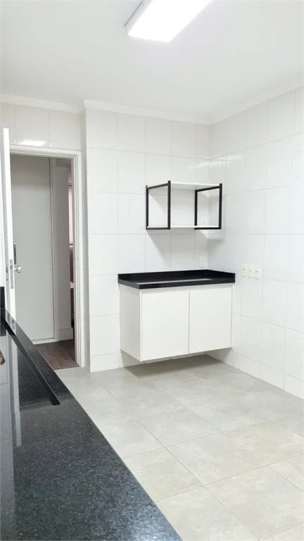 Apartamento à venda com 3 quartos, sendo 1 suíte,  em Perdizes, São Paulo, SP
