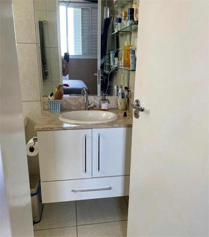 Apartamento à venda com 3 quartos, sendo 1 suíte,  em Lapa, São Paulo, SP