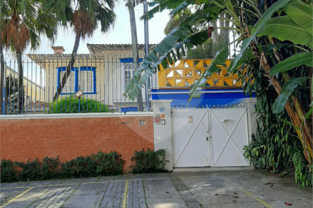 Sobrado à venda com 4 quartos em Vila Mariana, São Paulo, SP