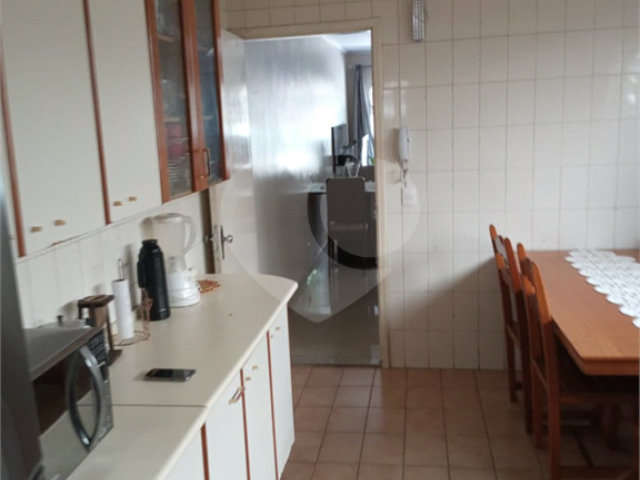 Sobrado à venda com 3 quartos, sendo 1 suíte,  em Tremembé, São Paulo, SP