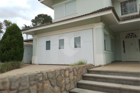 Casa à venda com 4 quartos, sendo 2 suítes,  em Vila Santista, Atibaia, SP