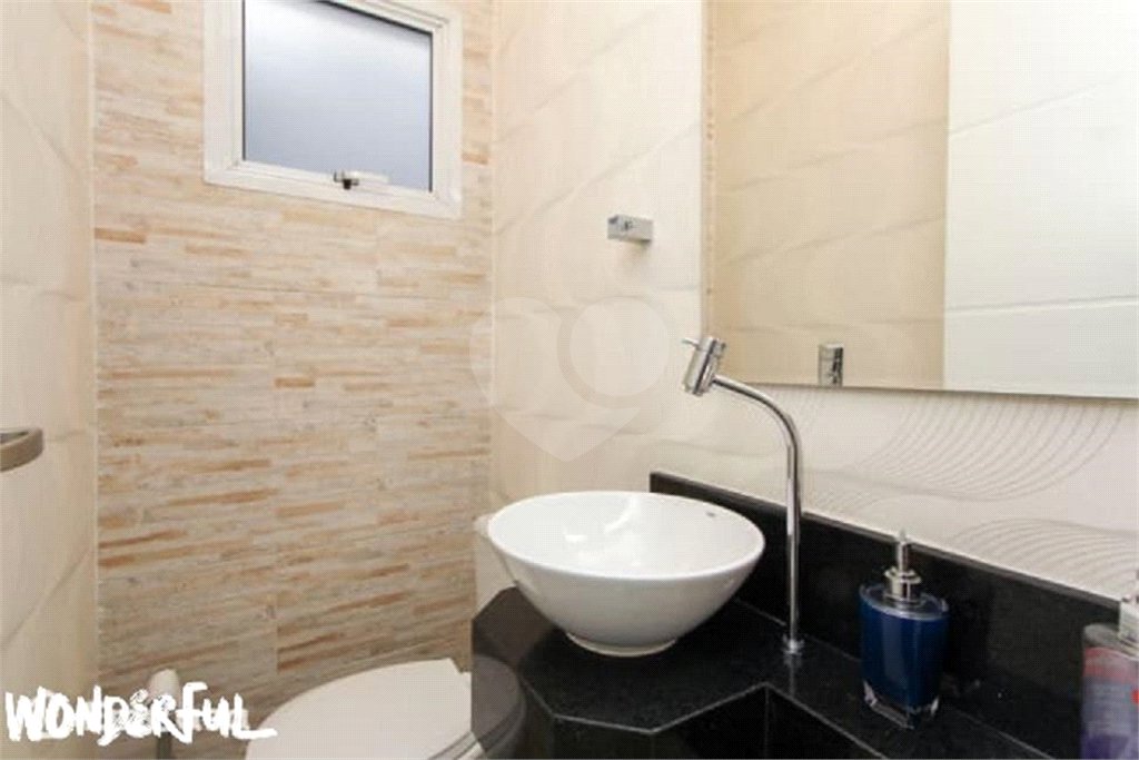 Casa à venda com 3 quartos, sendo 1 suíte, no condomínio Casa Térrea, São Paulo - SP