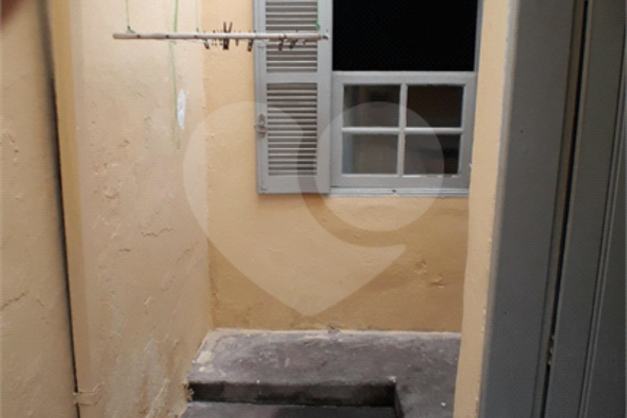 Casa Térrea à venda com 5 quartos, sendo 2 suítes,  em Parada Inglesa, São Paulo, SP