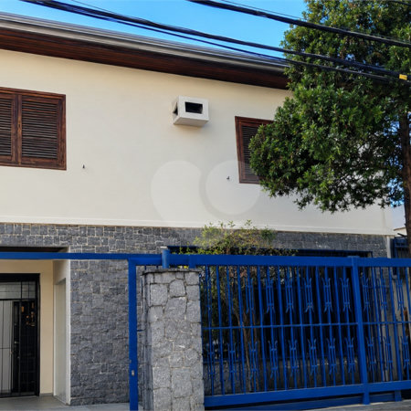 Sobrado à venda com 3 quartos, sendo 1 suíte, em Jardim do Mar, São Bernardo do Campo, SP