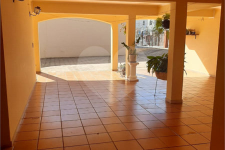 Casa à venda com 3 quartos, sendo 1 suíte, no Centro, Vinhedo, SP