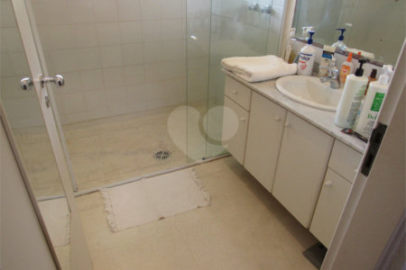 Casa à venda com 3 quartos, sendo 1 suíte, em Guarapiranga, São Paulo, SP