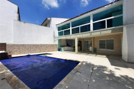 Sobrado à venda com 3 quartos, sendo 1 suíte, em City Campo Grande, São Paulo, SP