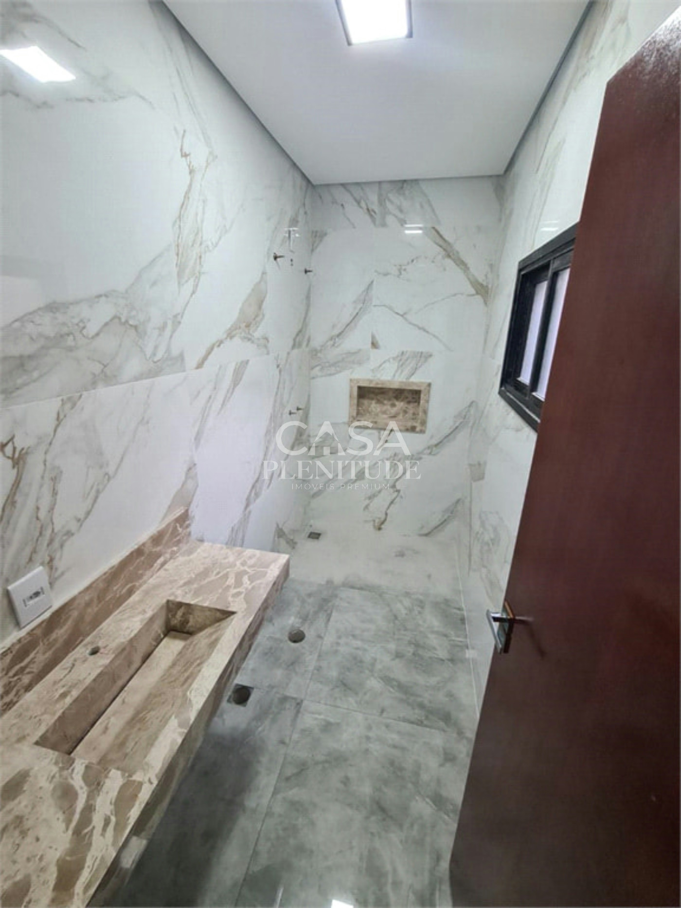 Casa em condomínio à venda com 3 quartos, sendo 1 suíte, em Wanel Ville, Sorocaba, SP