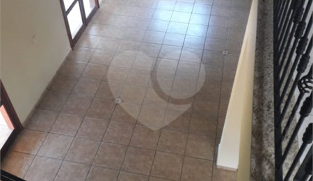 Casa à venda com 3 quartos, sendo 1 suíte,  no condomínio Parque da Fazenda, Itatiba - SP