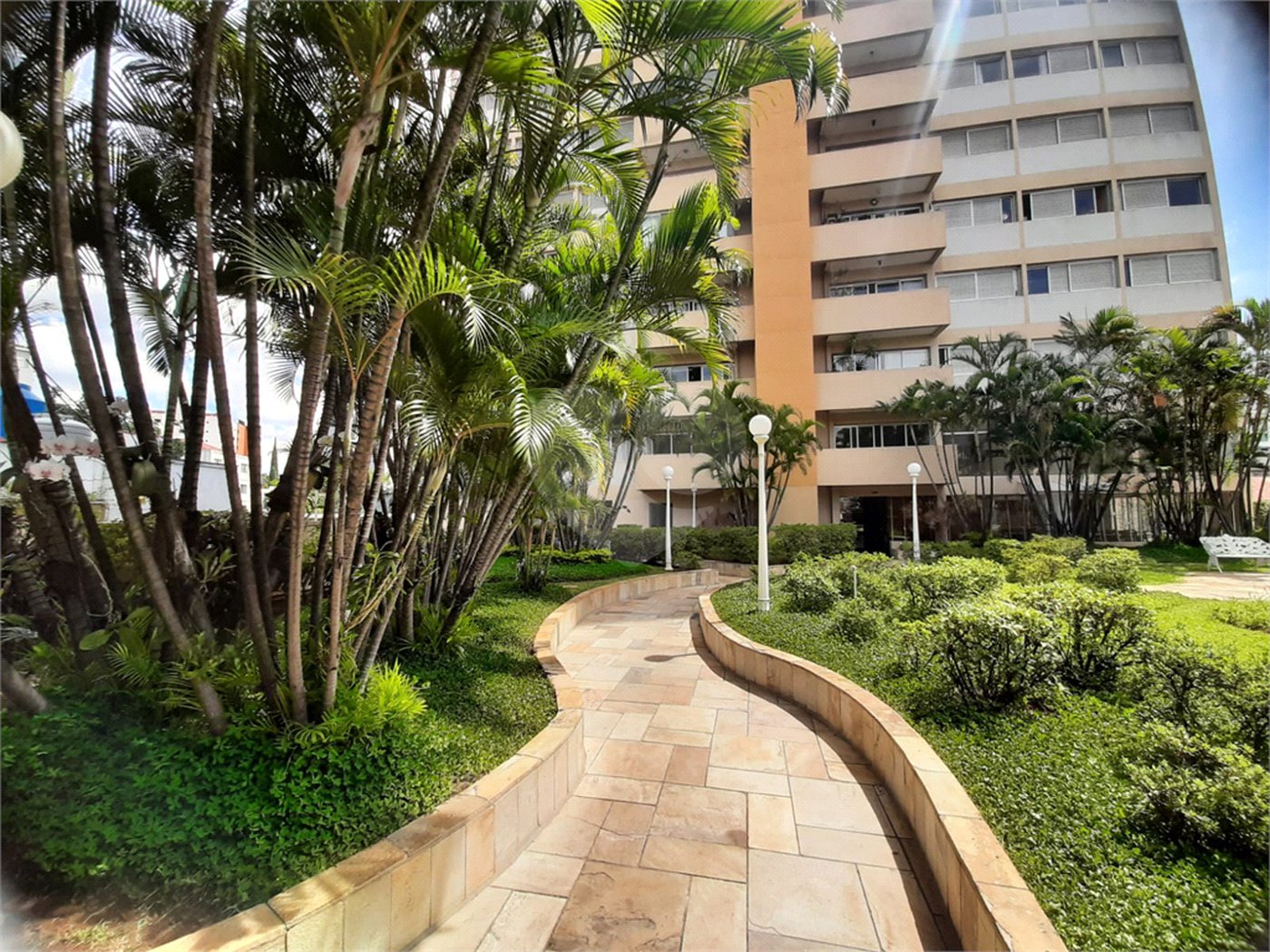 Apartamento à venda com 3 quartos, sendo 1 suíte, em Santana, São Paulo, SP