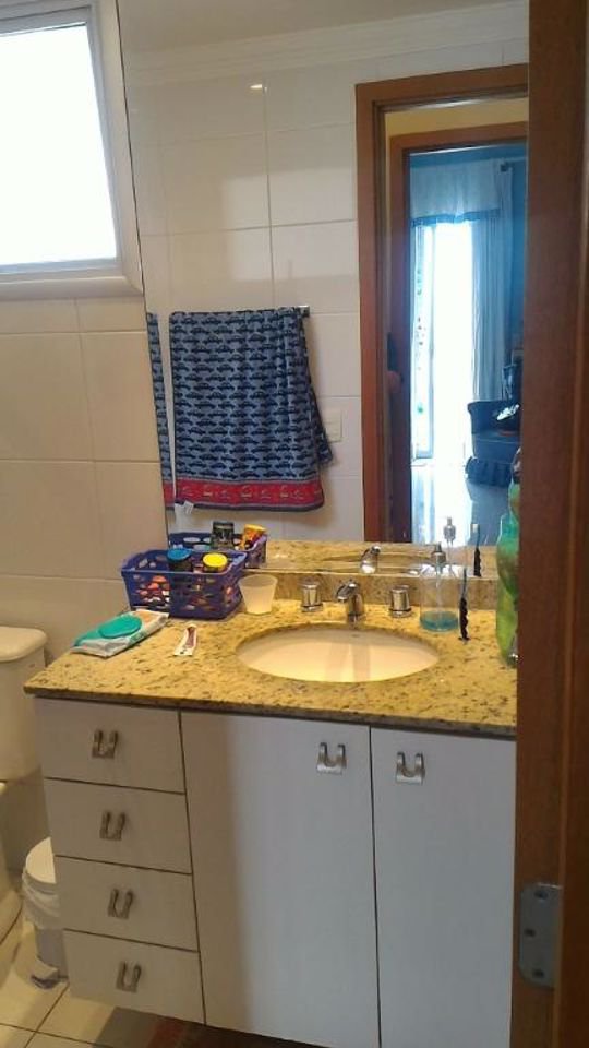 Apartamento Residencial à venda, Gonzaga, Santos - AP0120.