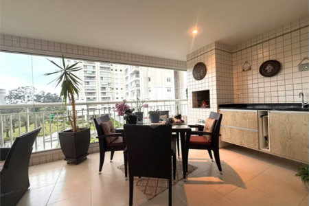 Apartamento à venda com 3 suítes em Jardim Marajoara, São Paulo, SP