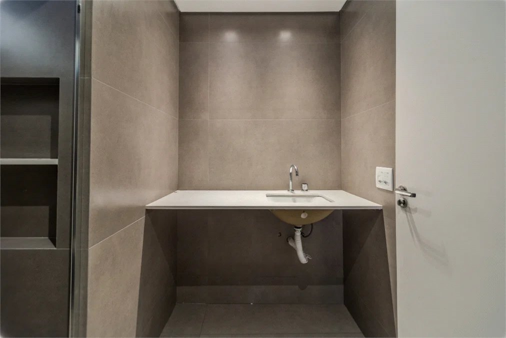 Apartamento à venda com 3 quartos, sendo 1 suíte, em Cidade Monções, São Paulo, SP