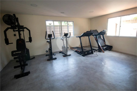 Apartamento à venda com 2 quartos, sendo 1 suíte, em Chácaras Manão, Mairinque, SP