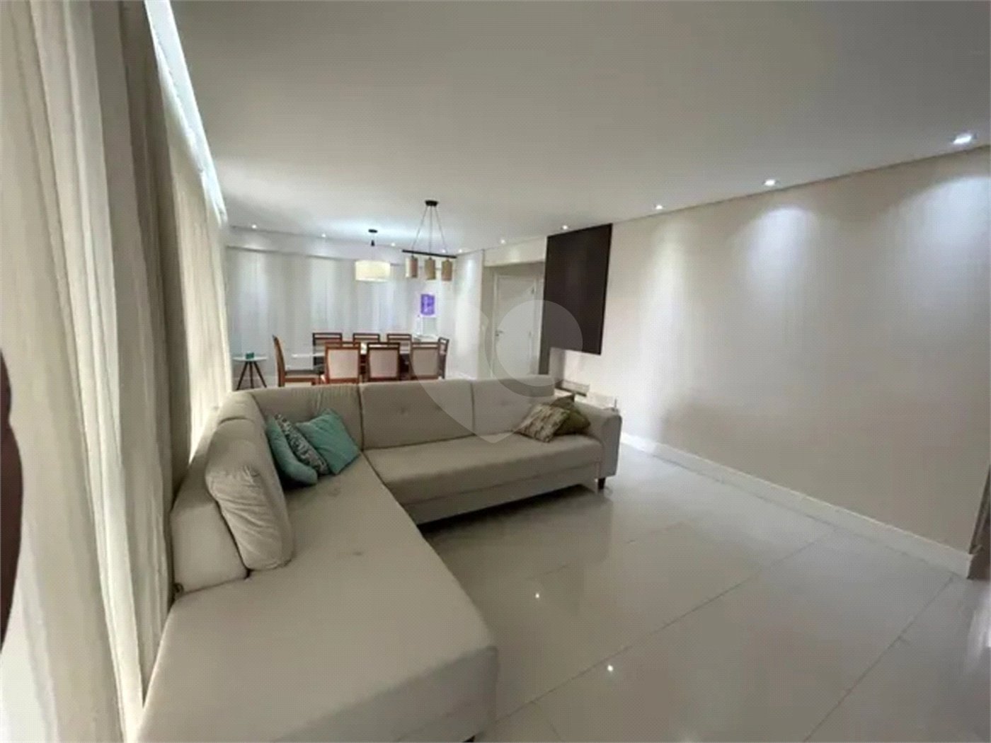 APARTAMENTO A VENDA 156M², 3 SUITES, 1 ESCRITORIO, 3 VAGAS - JARDIM DAS INDUSTRIAS - SÃO JOSÉ DOS CA