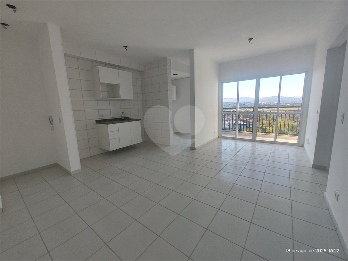Apartamento para alugar com 2 quartos em Jardim das Palmeiras, Atibaia, SP