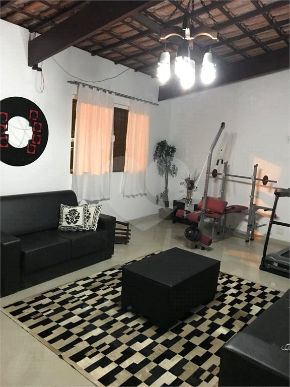 Sobrado à venda com 5 quartos, sendo 2 suítes, em Vila Guilherme, São Paulo, SP