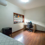 Casa à venda com 3 quartos, sendo 1 suíte, em Alto da Boa Vista, São Paulo, SP