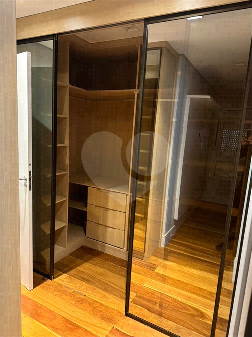 Apartamento para alugar com 3 suítes em Vila Gertrudes, São Paulo, SP